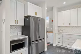 21 Boyd Ave, Asheville, NC 28806 - Photo 18