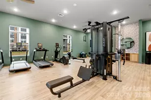 915 W Mallard Creek Church Rd, Charlotte, NC 28262 - Photo 20