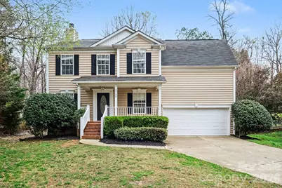 8100 Chatham Oaks Drive, Concord, NC 28027 - Photo 2