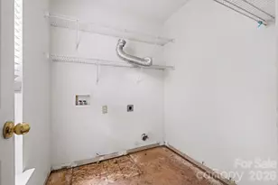 8100 Chatham Oaks Dr, Concord, NC 28027 - Photo 6