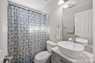 8701 Kirkley Glen Ln, Charlotte, NC 28215 - Photo 30