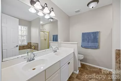 8701 Kirkley Glen Lane, Charlotte, NC 28215 - Photo 24