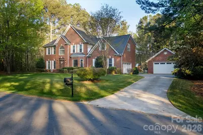 3570 Weddington Oaks Drive, Matthews, NC 28104 - Photo 2