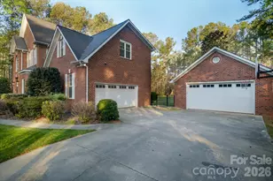 3570 Weddington Oaks Dr, Matthews, NC 28104 - Photo 4