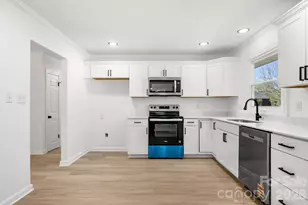 3319 Fincher Blvd, Charlotte, NC 28269 - Photo 12