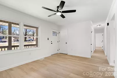 3319 Fincher Boulevard, Charlotte, NC 28269 - Photo 2