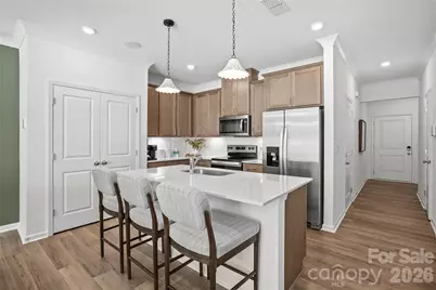 12004 Oak Street, Charlotte, NC 28269 - Photo 6