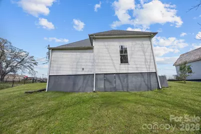 128 Pine Street, Shelby, NC 28152 - Photo 14