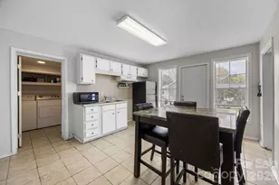 128 Pine St, Shelby, NC 28152 - Photo 6