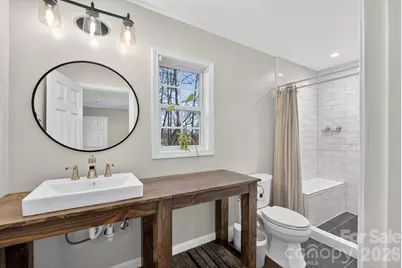 4927 Gateway Drive, Claremont, NC 28610 - Photo 4