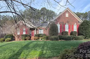 104 Kestrel Ct, Mount Holly, NC 28120 - Photo 1