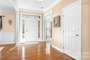 104 Kestrel Ct, Mount Holly, NC 28120 - Photo 8