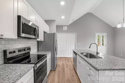 405 E Henderson Street, East Spencer, NC 28039 - Photo 8