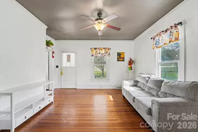 1225 W C Street, Kannapolis, NC 28081 - Photo 2