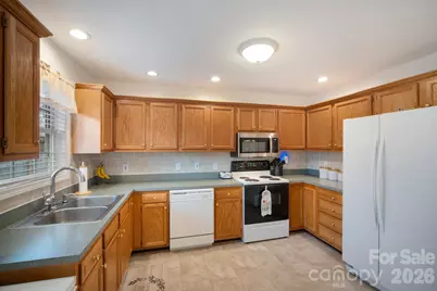 110 Franklin Avenue, Kannapolis, NC 28081 - Photo 4