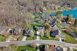 2474 Green Point Ln, Denver, NC 28037 - Photo 2