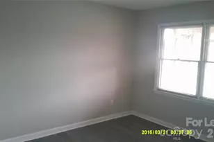 359 15th Street W, Newton, NC 28658 - Photo 4