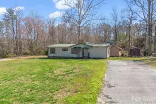 122 Hotel Hill Dr, Landrum, SC 29356 - Photo 28