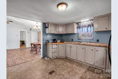 122 Hotel Hill Drive, Landrum, SC 29356 - Photo 8