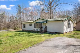 122 Hotel Hill Dr, Landrum, SC 29356 - Photo 2