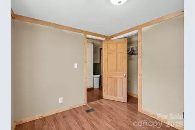 122 Hotel Hill Drive, Landrum, SC 29356 - Photo 18