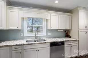 4804 Cedar Ct, Gastonia, NC 28056 - Photo 10