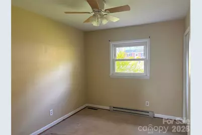 2137 23rd Street Drive SE, Hickory, NC 28602 - Photo 6