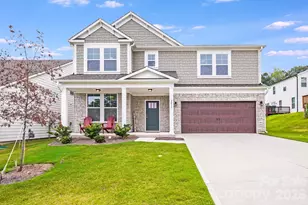 2013 White Cypress Ct, Charlotte, NC 28216 - Photo 2