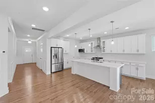 2013 White Cypress Ct, Charlotte, NC 28216 - Photo 14