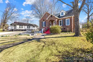 1302 W A St, Kannapolis, NC 28081 - Photo 2