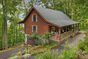 215 Goldenleaf Rd, Mars Hill, NC 28754 - Photo 2
