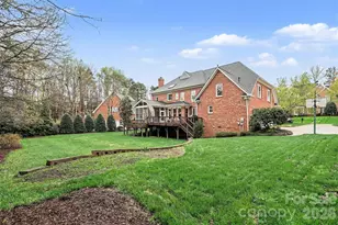 8710 Oakthorpe Dr, Charlotte, NC 28277 - Photo 38