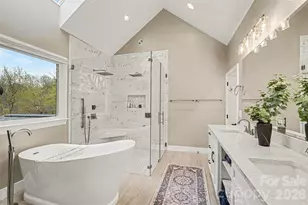 8710 Oakthorpe Dr, Charlotte, NC 28277 - Photo 22