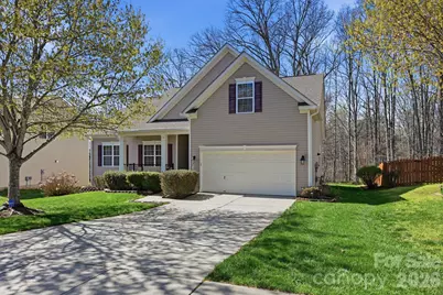 241 Golden Valley Drive, Mooresville, NC 28115 - Photo 2