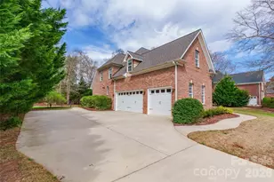 2009 Landry Ln, Rock Hill, SC 29732 - Photo 6