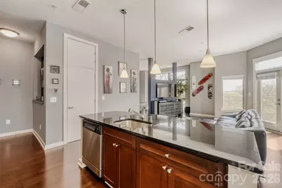 525 E 6th Street #409, Charlotte, NC 28202 - Photo 12