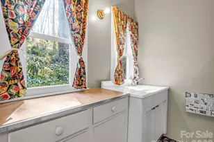 109 Seneca Blvd, Hendersonville, NC 28739 - Photo 16