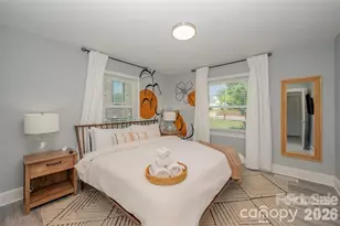 203 State St, Charlotte, NC 28208 - Photo 6