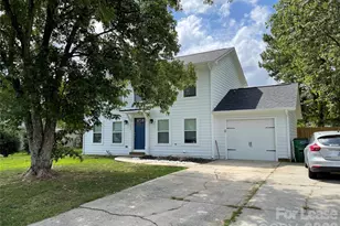 7211 Grassy Knob Ct, Charlotte, NC 28273 - Photo 2