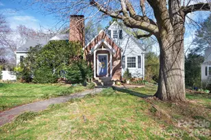 25 Bear Creek Rd, Asheville, NC 28806 - Photo 1