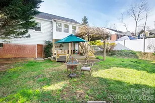 25 Bear Creek Rd, Asheville, NC 28806 - Photo 22