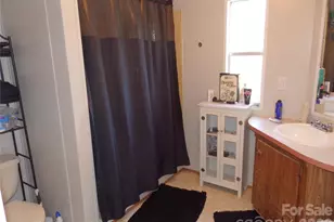 2285 Forest Hills Dr, Asheboro, NC 27205 - Photo 18