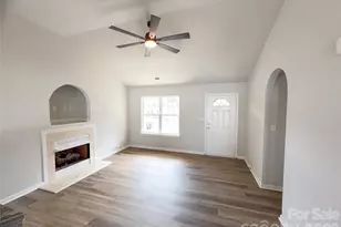 6028 Bradford Ct, Dallas, NC 28034 - Photo 8