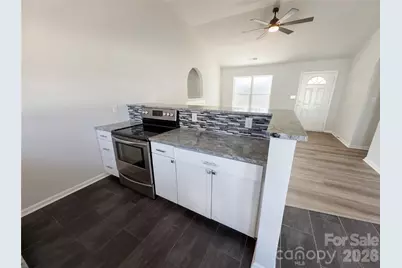 6028 Bradford Court, Dallas, NC 28034 - Photo 2