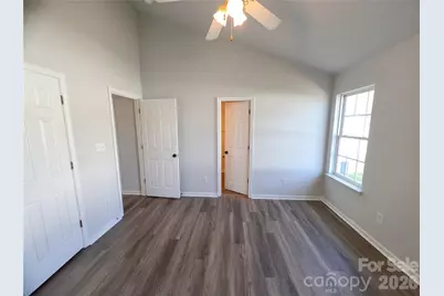 6028 Bradford Court, Dallas, NC 28034 - Photo 4