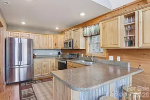 284 Robin Roost Rd, Maggie Valley, NC 28751 - Photo 14