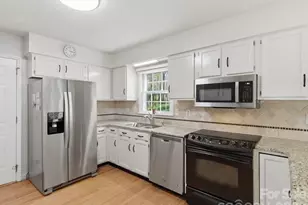 6329 Bevington Pl, Charlotte, NC 28277 - Photo 22