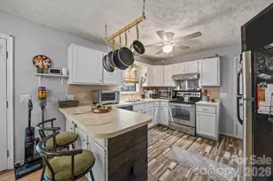 20837 Sierra Vista Dr, Cornelius, NC 28031 - Photo 12