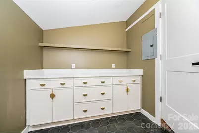 4042 Whipple Place, Charlotte, NC 28215 - Photo 10