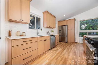 4042 Whipple Place, Charlotte, NC 28215 - Photo 8